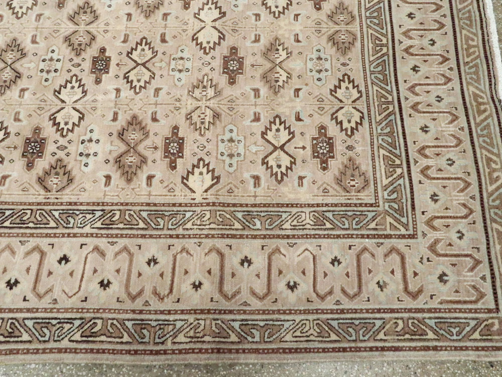 Vintage Persian Mashad Carpet, No.24005 - Staging