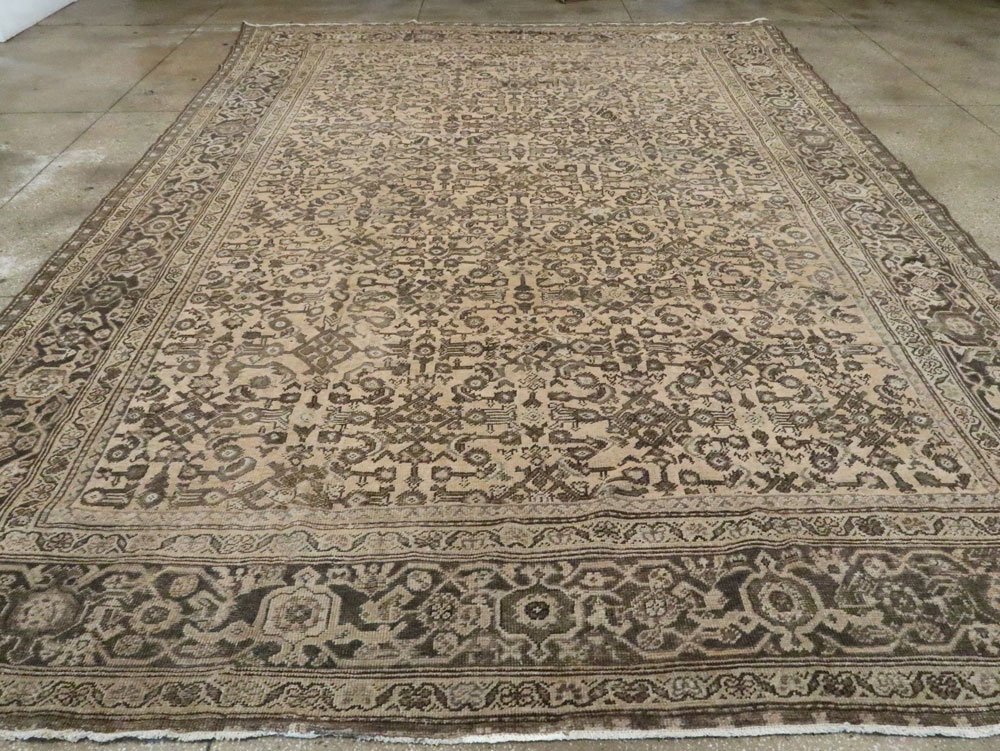 Antique Perisan Mahal Carpet, No.24017 - Staging