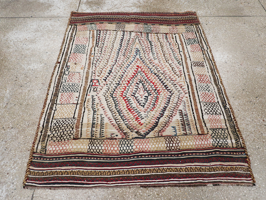 Vintage Persian Flatweave Kilim Throw Rug, No.24045 - Staging