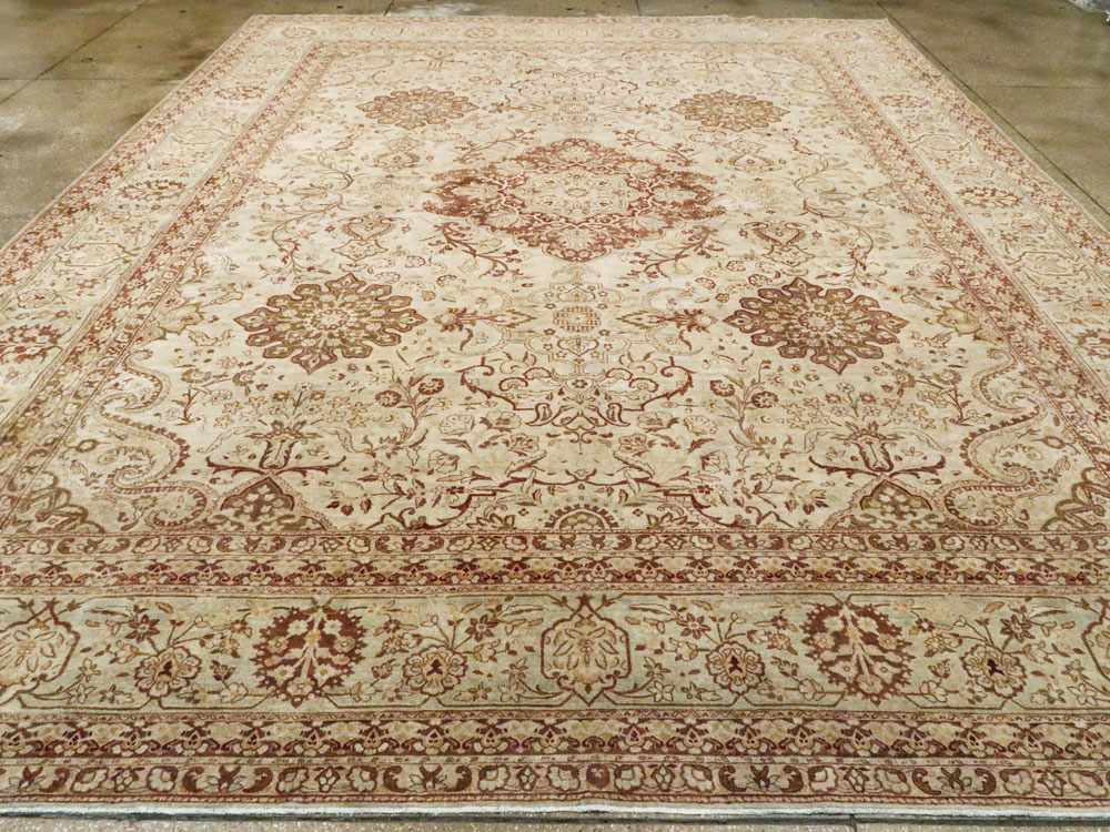 Antique Persian Lavar Kerman Carpet, No.24067 - Staging