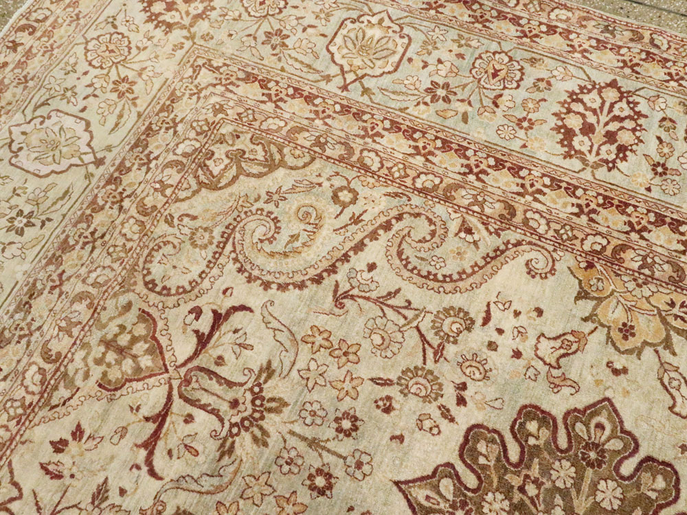 Antique Persian Lavar Kerman Carpet, No.24067 - Staging
