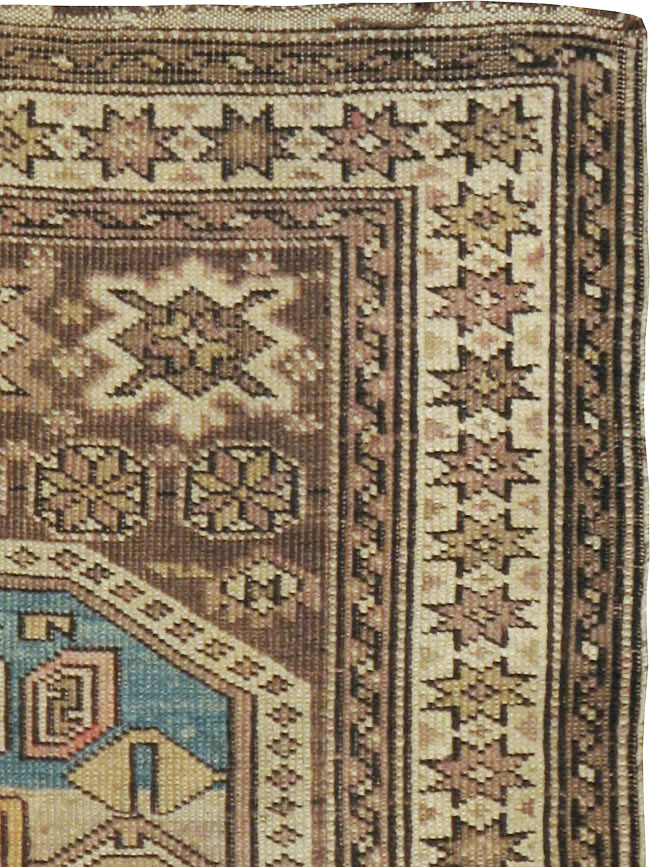 Antique Caucasian Shirvan Rug, No.24068 - Staging