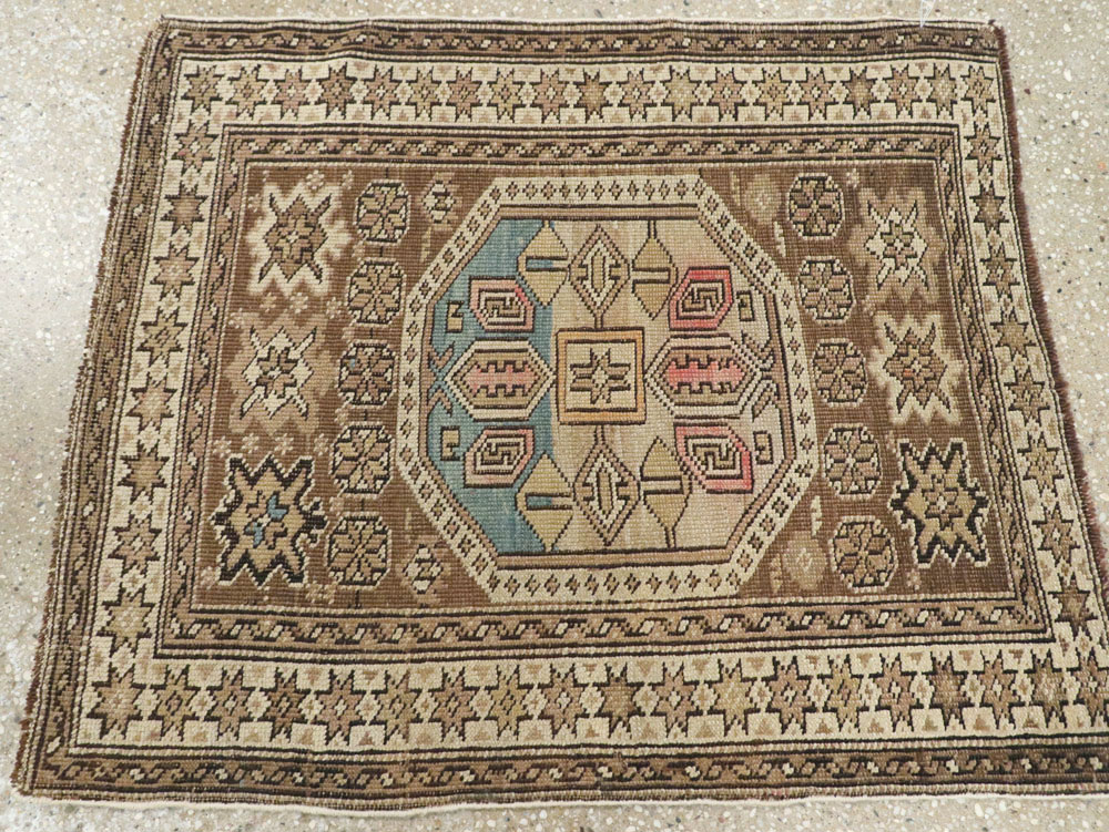 Antique Caucasian Shirvan Rug, No.24068 - Staging