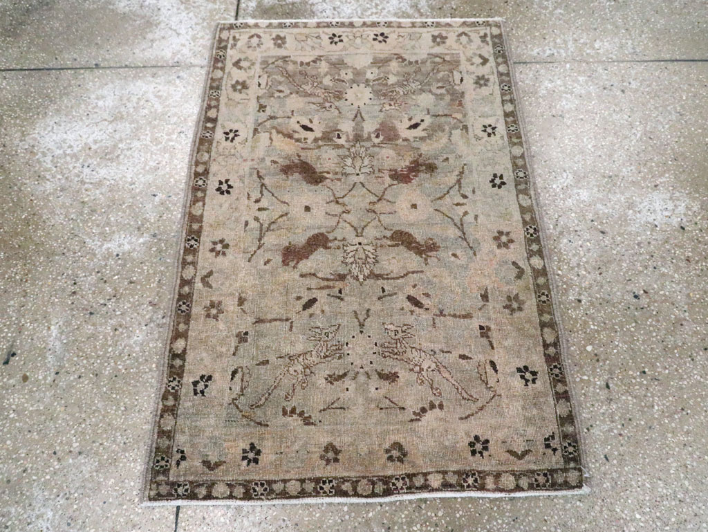Vintage Persian Sarouk Rug, No.24108 - Staging