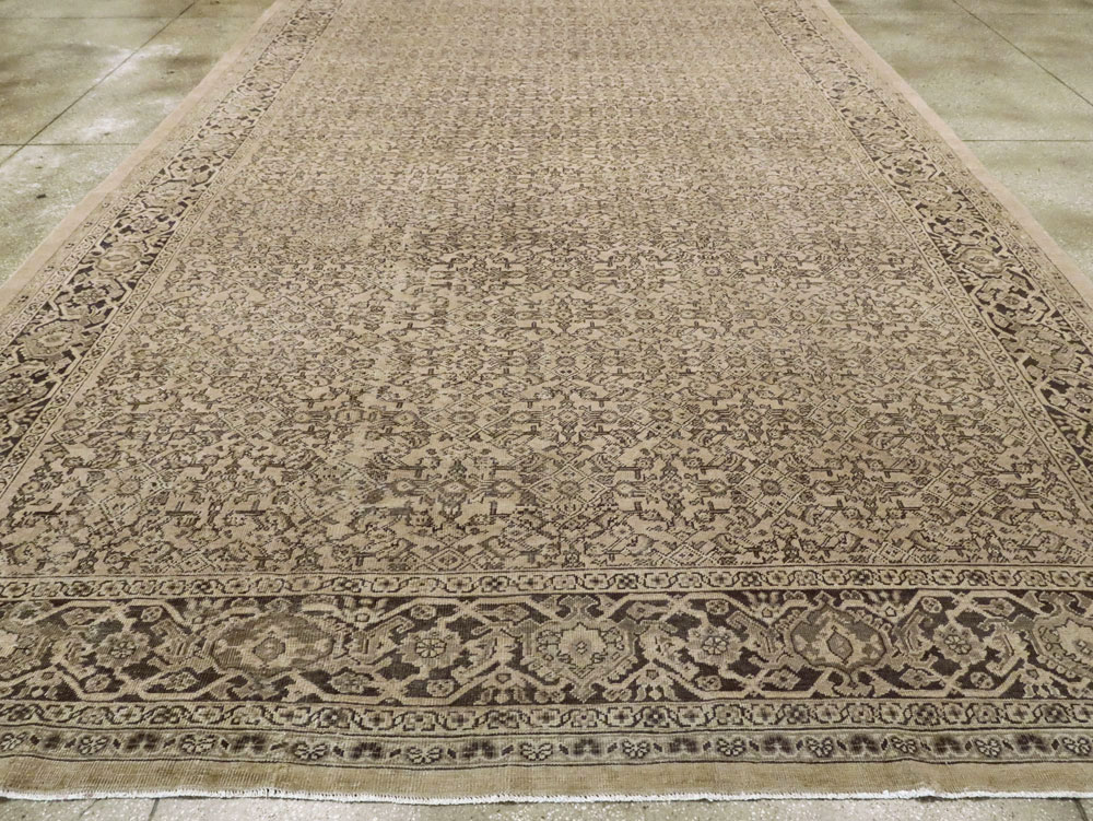 Antique Persian Mahal Carpet, No.24118 - Staging