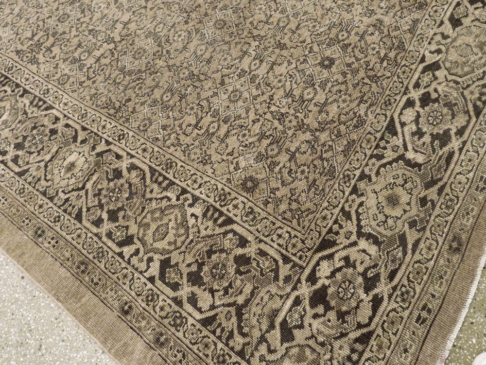 Antique Persian Mahal Carpet, No.24118 - Staging