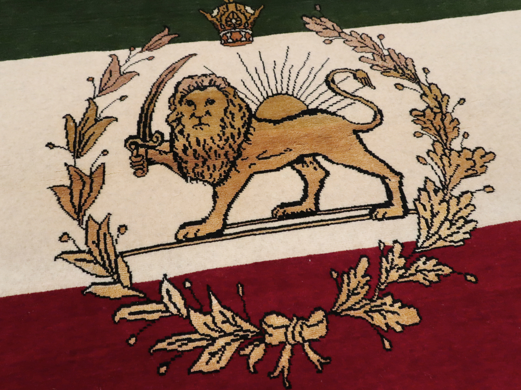 Vintage Persian Tabriz Flag Pictorial Rug, No.24189 - Staging