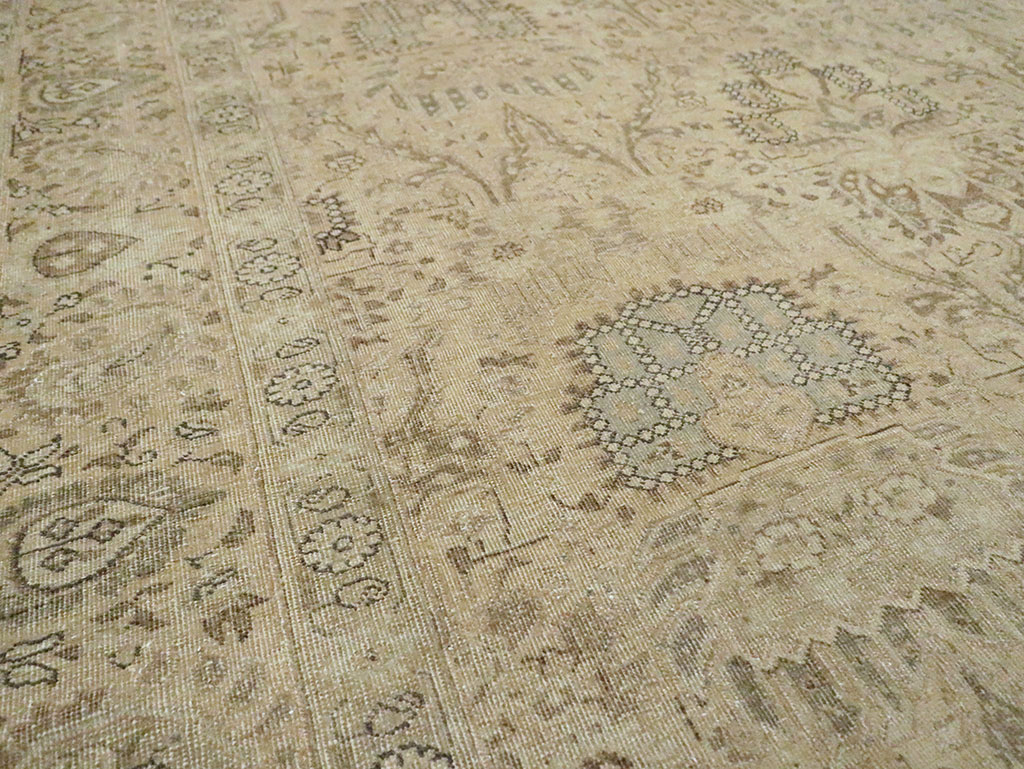 Vintage Persian Tabriz Accent Carpet, No.24210 - Staging