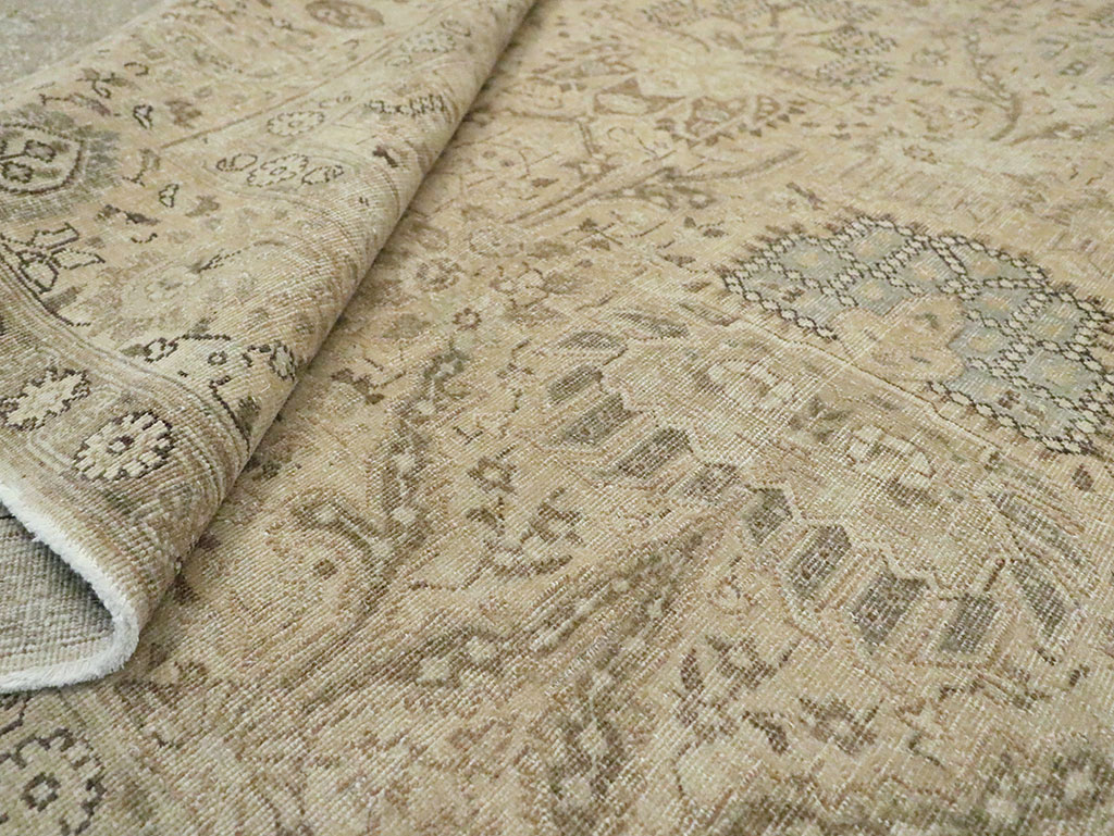 Vintage Persian Tabriz Accent Carpet, No.24210 - Staging