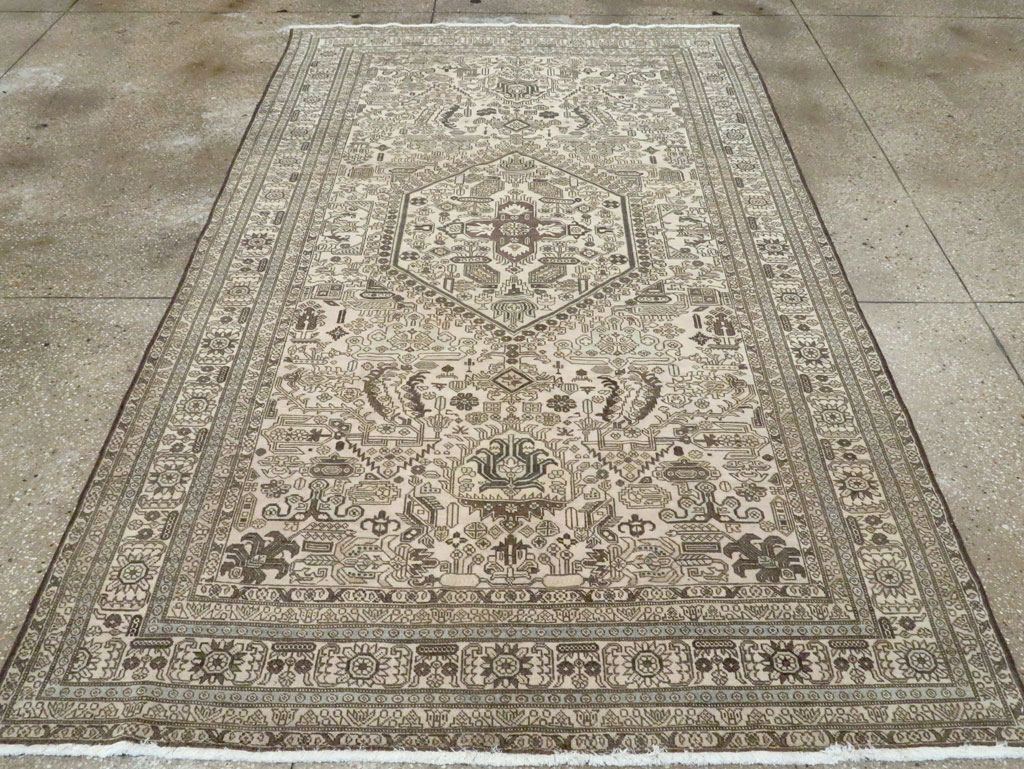 Vintage Persian Tabriz Accent Carpet, No.24219 - Staging