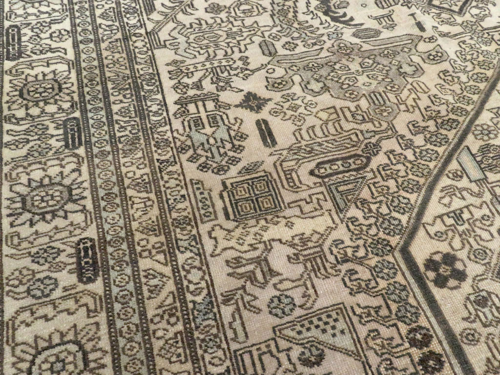 Vintage Persian Tabriz Accent Carpet, No.24219 - Staging