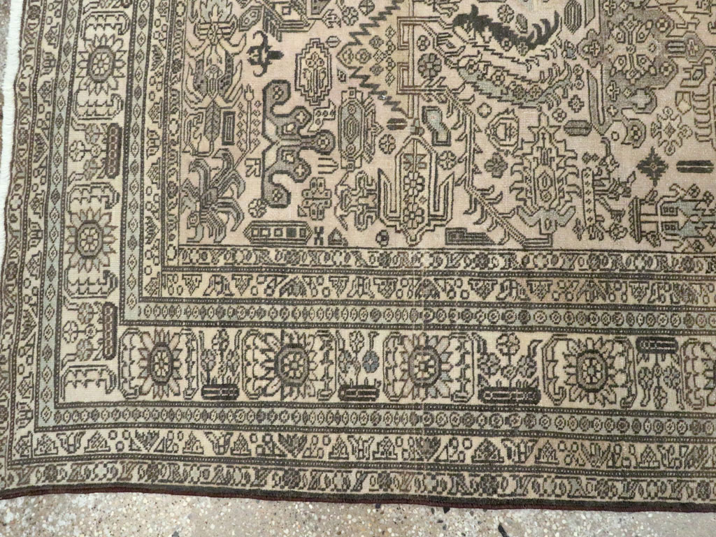Vintage Persian Tabriz Accent Carpet, No.24219 - Staging