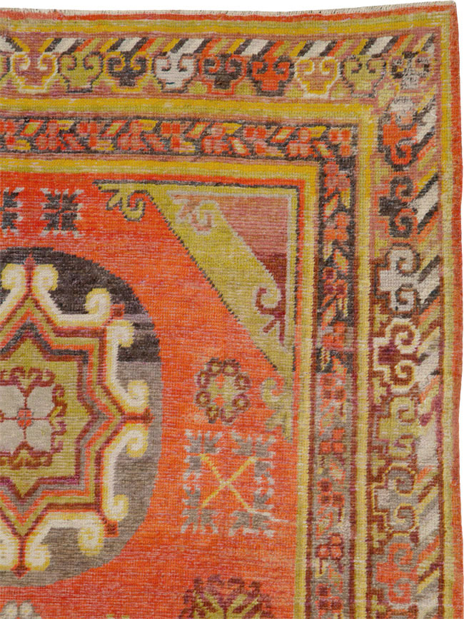 Vintage East Turkestan Khotan Carpet, No.24238 - Staging