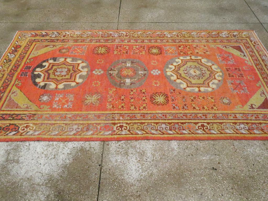 Vintage East Turkestan Khotan Carpet, No.24238 - Staging