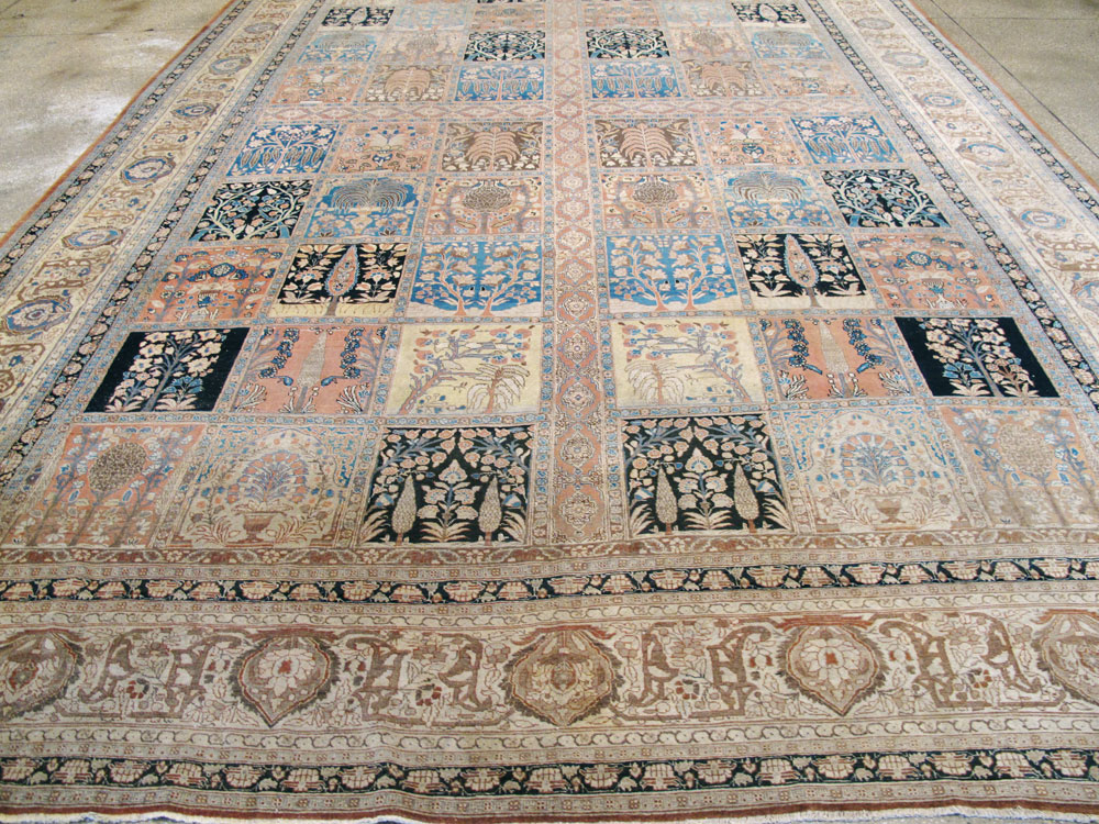 Antique Persian Tabriz Hagi Jalili Carpet, No.24283 - Staging