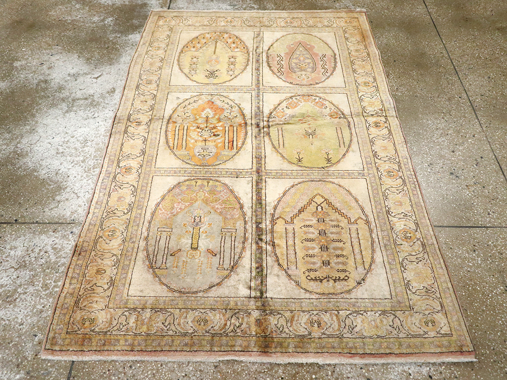 Vintage Turkish Sivas Rug, No.24292 - Staging