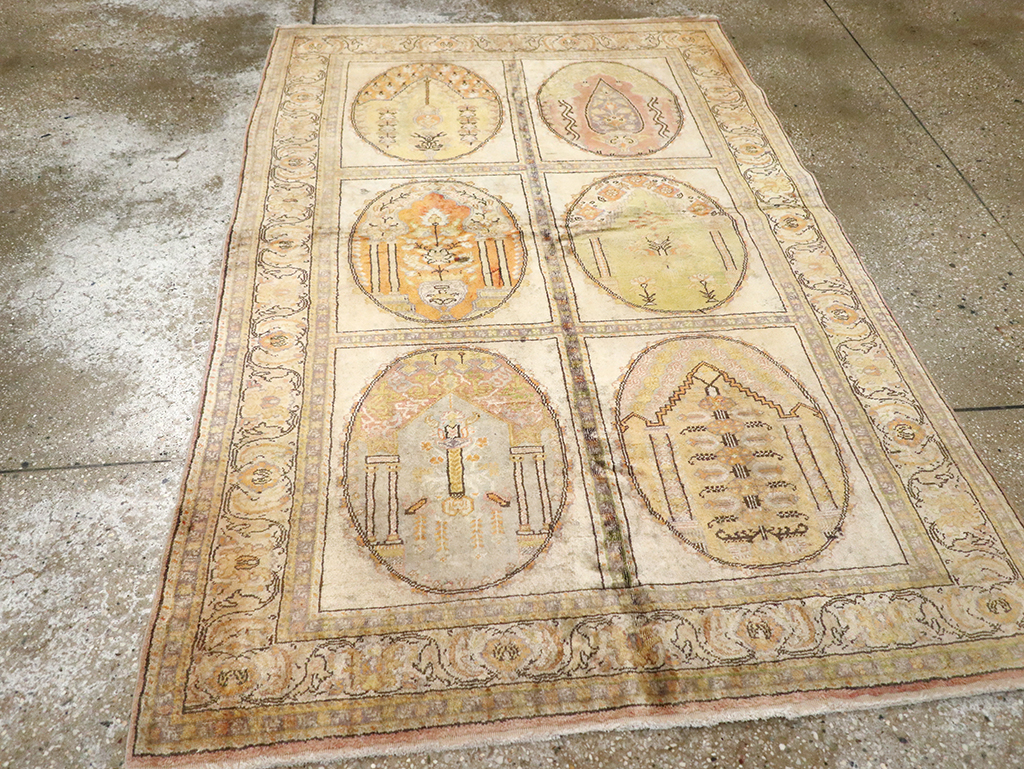 Vintage Turkish Sivas Rug, No.24292 - Staging