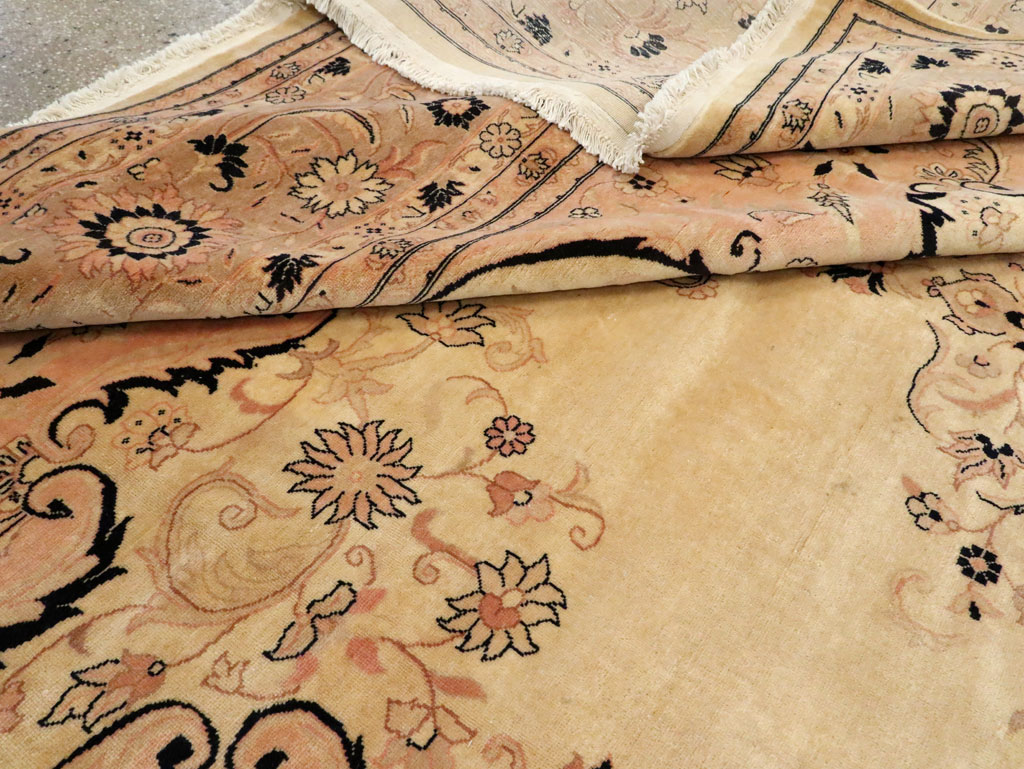 Antique Turkish Sivas Carpet, No.24322 - Staging