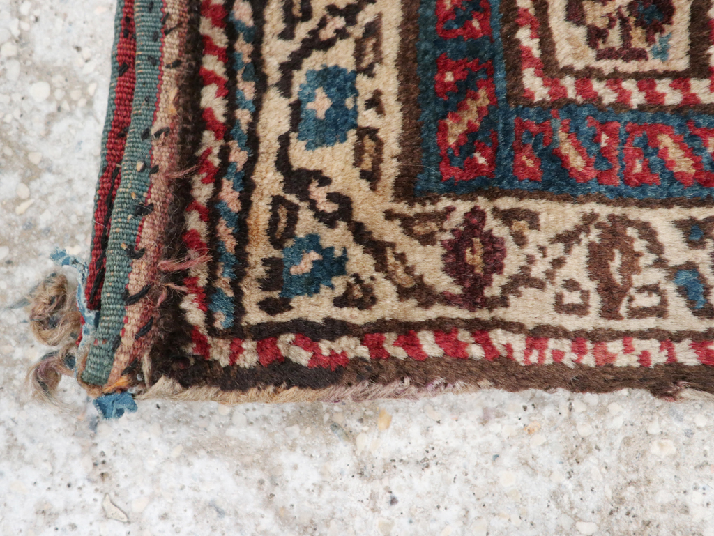 Vintage Persian Shiraz Bag, No.24340 - Staging