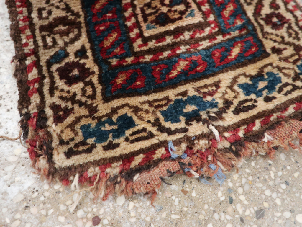 Vintage Persian Shiraz Bag, No.24340 - Staging