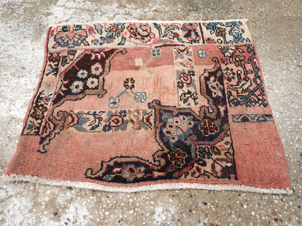 Vintage Persian Bidjar Rug, No.24348 - Staging