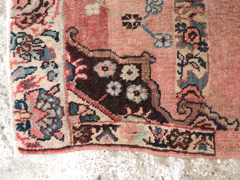 Vintage Persian Bidjar Rug, No.24348 - Staging