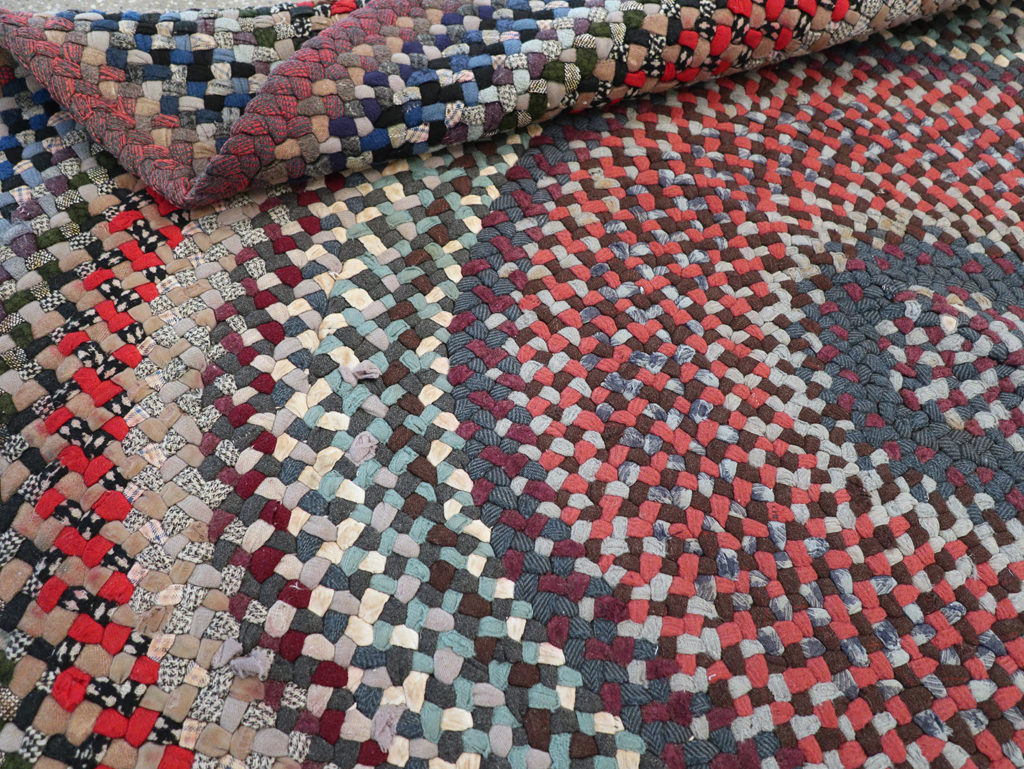 Vintage American Braid Rug, No.24365 - Staging