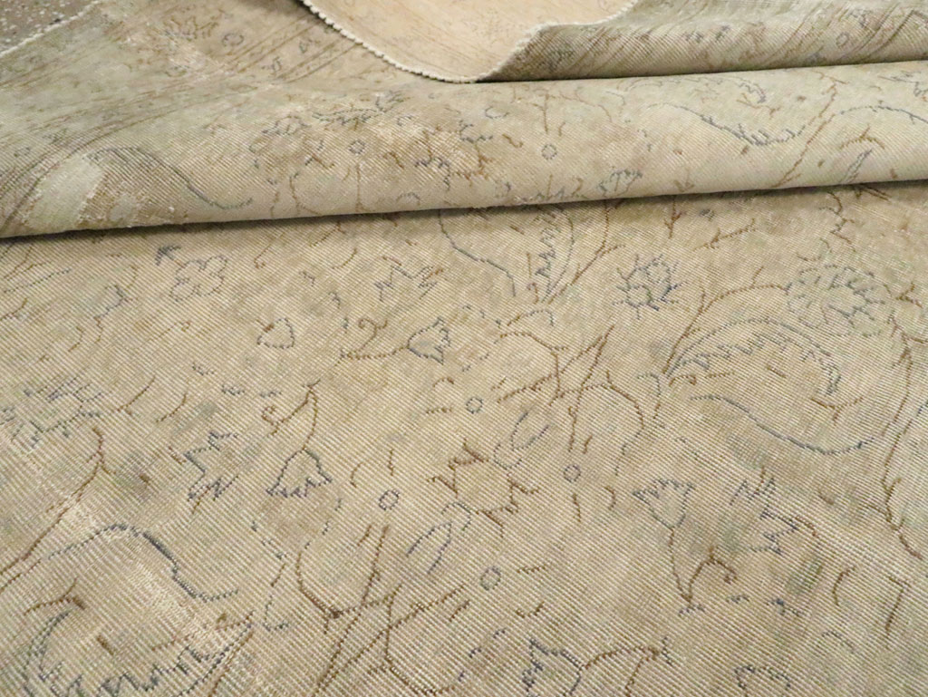 Vintage Turkish Sivas Distressed Carpet, No.24414 - Staging