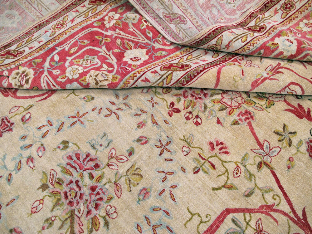 Antique Persian Sarouk Carpet, No.24433 - Staging