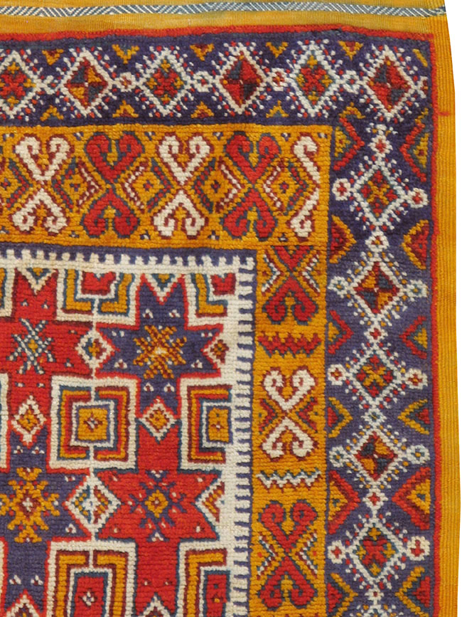Vintage Moroccan Rug, No.24460 - Staging
