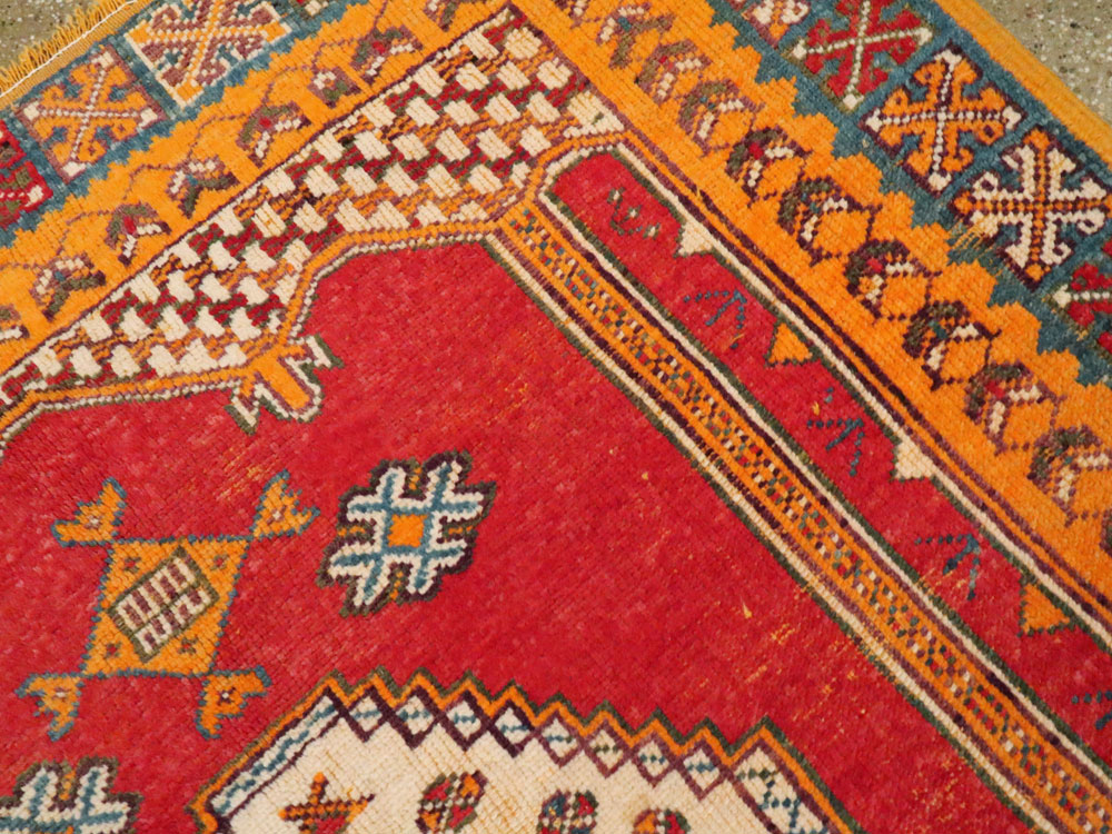 Vintage Moroccan Rug, No.24462 - Staging