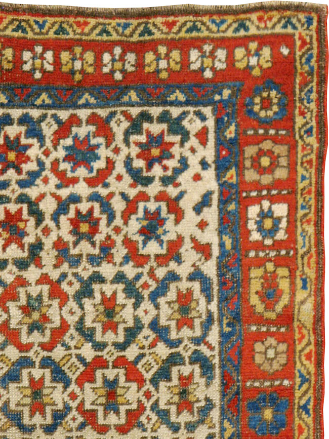 Antique Persian Kurd Bidjar Rug, No.24473 - Staging