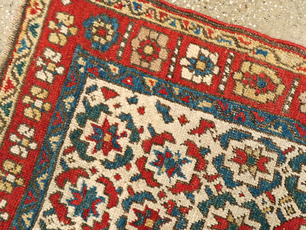 Antique Persian Kurd Bidjar Rug, No.24473 - Staging