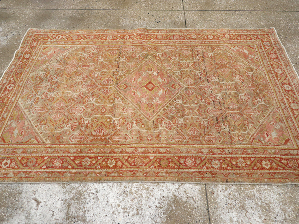 Antique Persian Mahal Rug, No.24480 - Staging