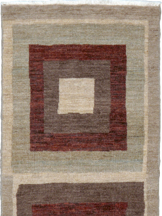 Modern Persian Tabriz Runner, No.24496 - Staging