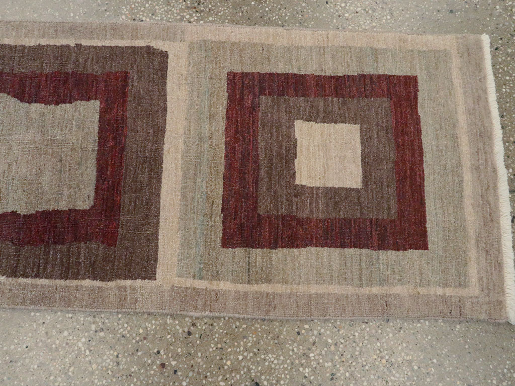 Modern Persian Tabriz Runner, No.24496 - Staging