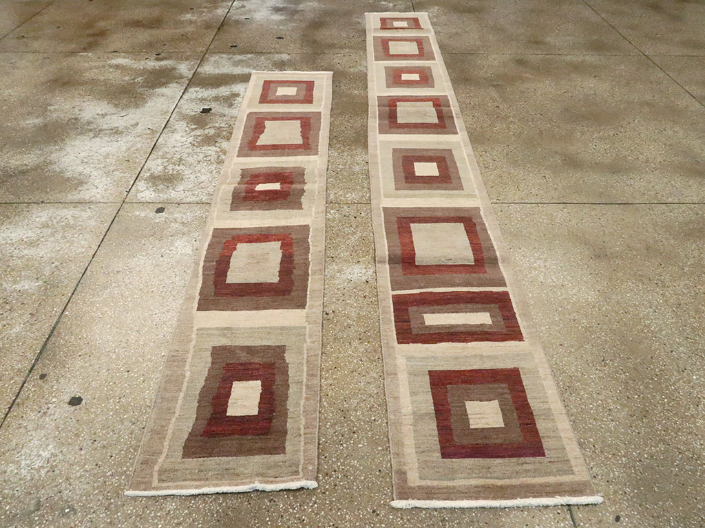 Modern Persian Tabriz Runner, No.24496 - Staging