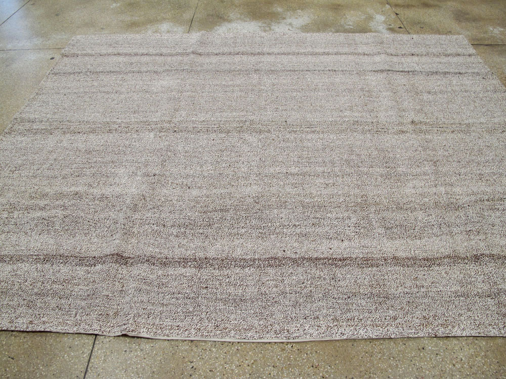 Vintage Turkish Flat-weave Kilim, No.24504 - Staging