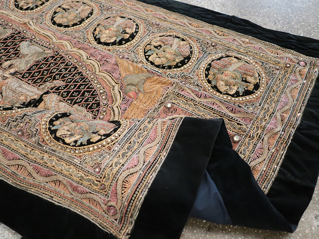 Vintage Burma Tapestry, No.24507 - Staging