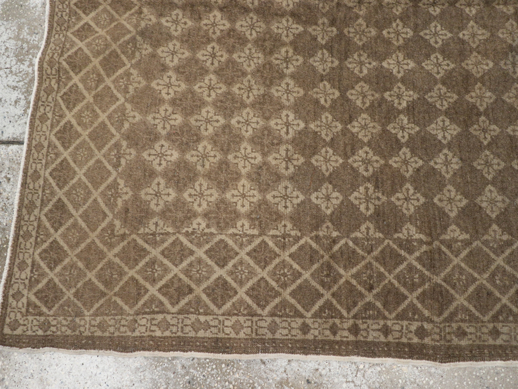 Vintage Turkish Sivas Rug, No.24520 - Staging