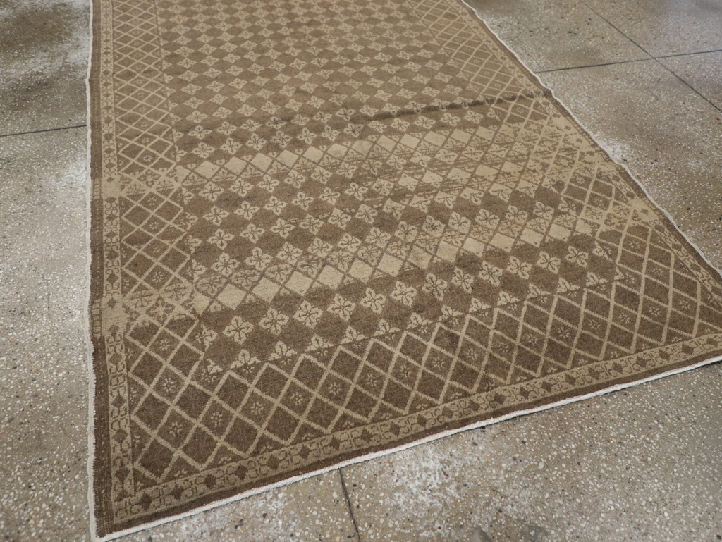 Vintage Turkish Sivas Rug, No.24520 - Staging