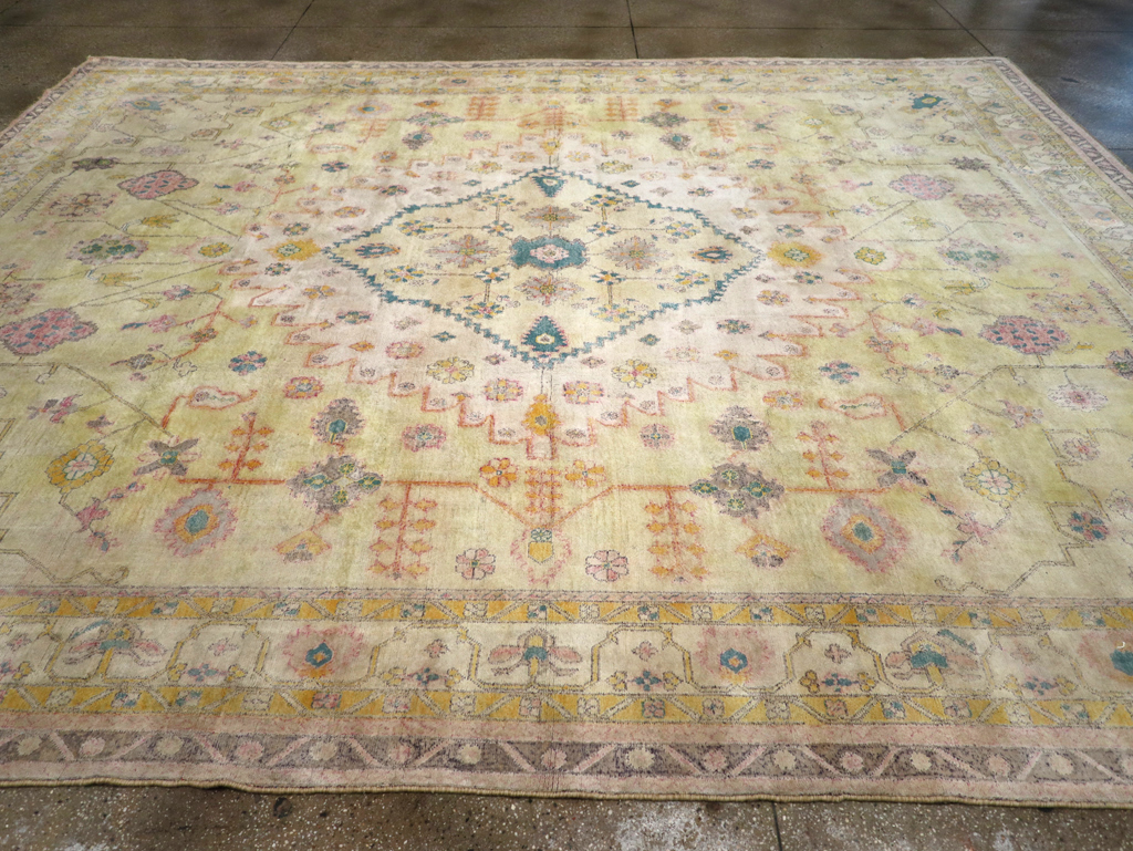 Vintage Indian Cotton Agra Carpet, No.24524 - Staging