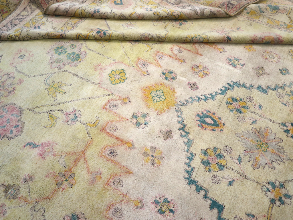 Vintage Indian Cotton Agra Carpet, No.24524 - Staging