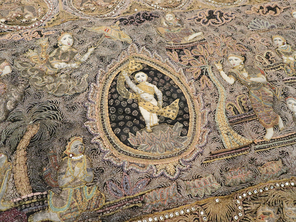 Vintage Burma Tapestry, No.24531 - Staging