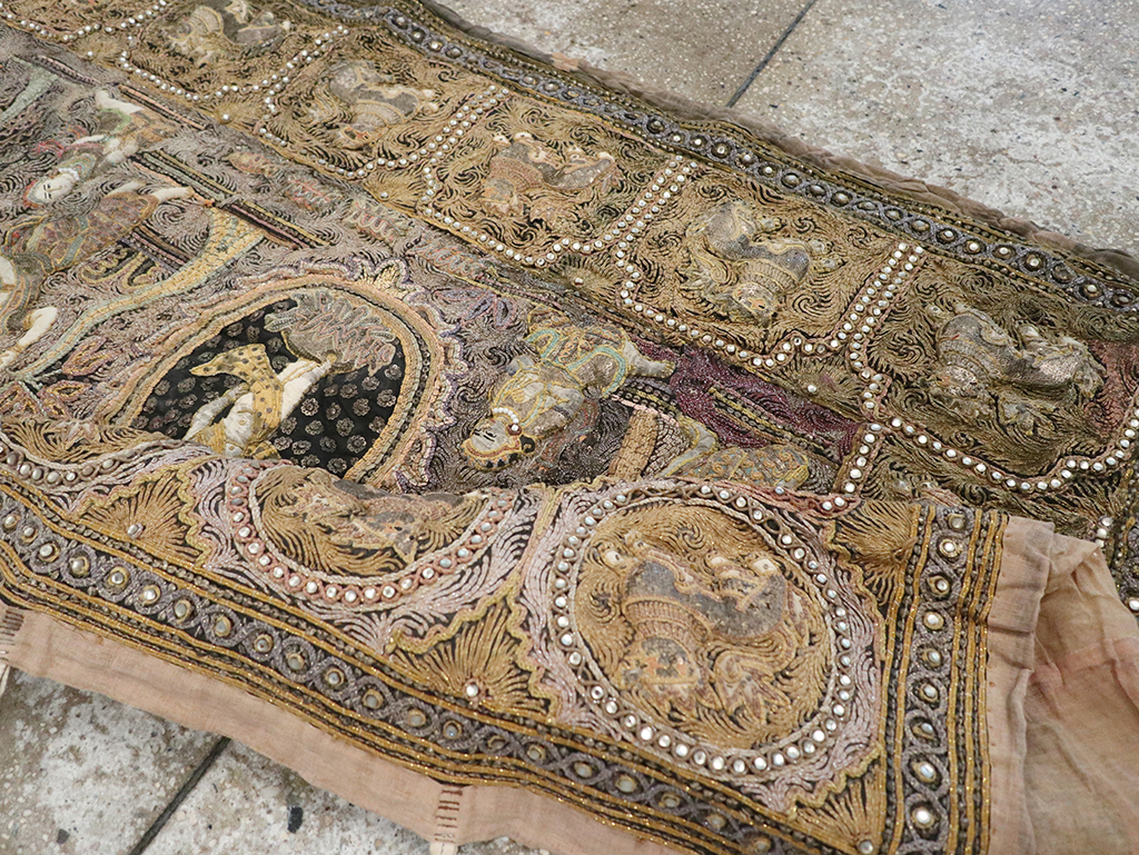 Vintage Burma Tapestry, No.24531 - Staging