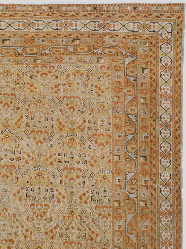 Vintage Persian Shiraz Carpet, No.24556 - Staging