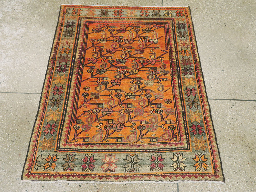 Vintage Persian Malayer Rug, No.24598 - Staging