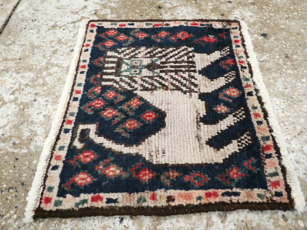 Antique Persian Hamadan Pictorial Rug, No.24612 - Staging