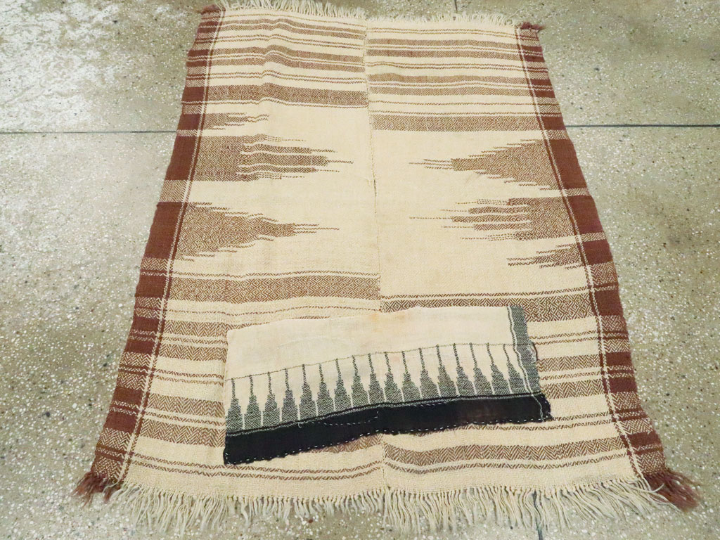 Vintage Persian Textile, No.24636 - Staging