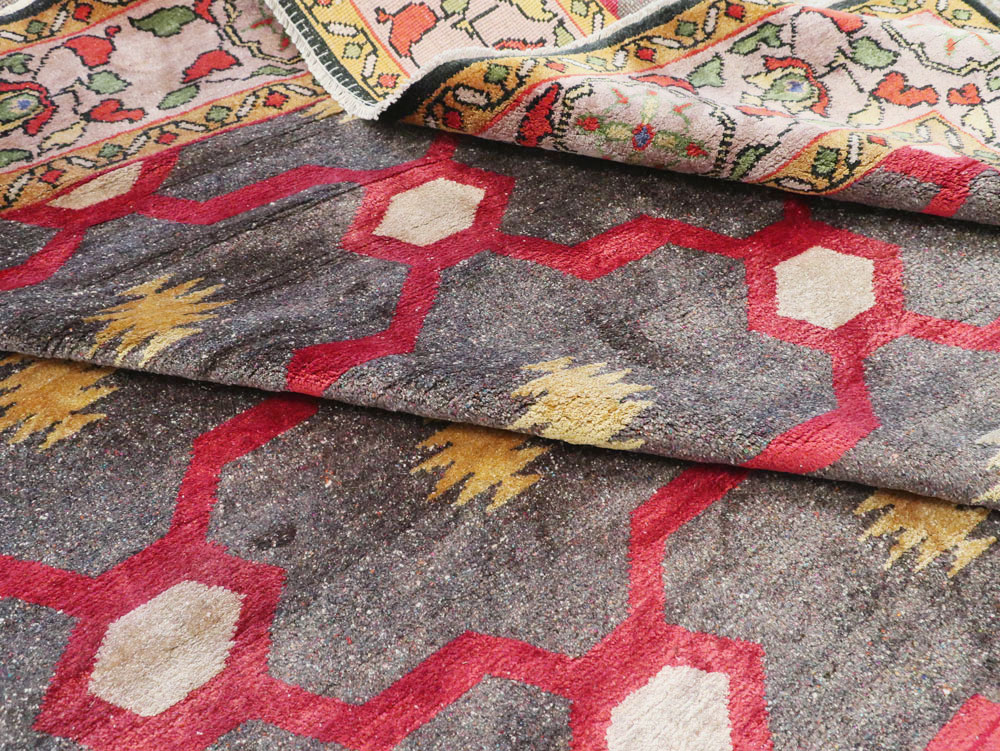 Vintage Indian Silk Agra Room Size Carpet, No.24652 - Staging